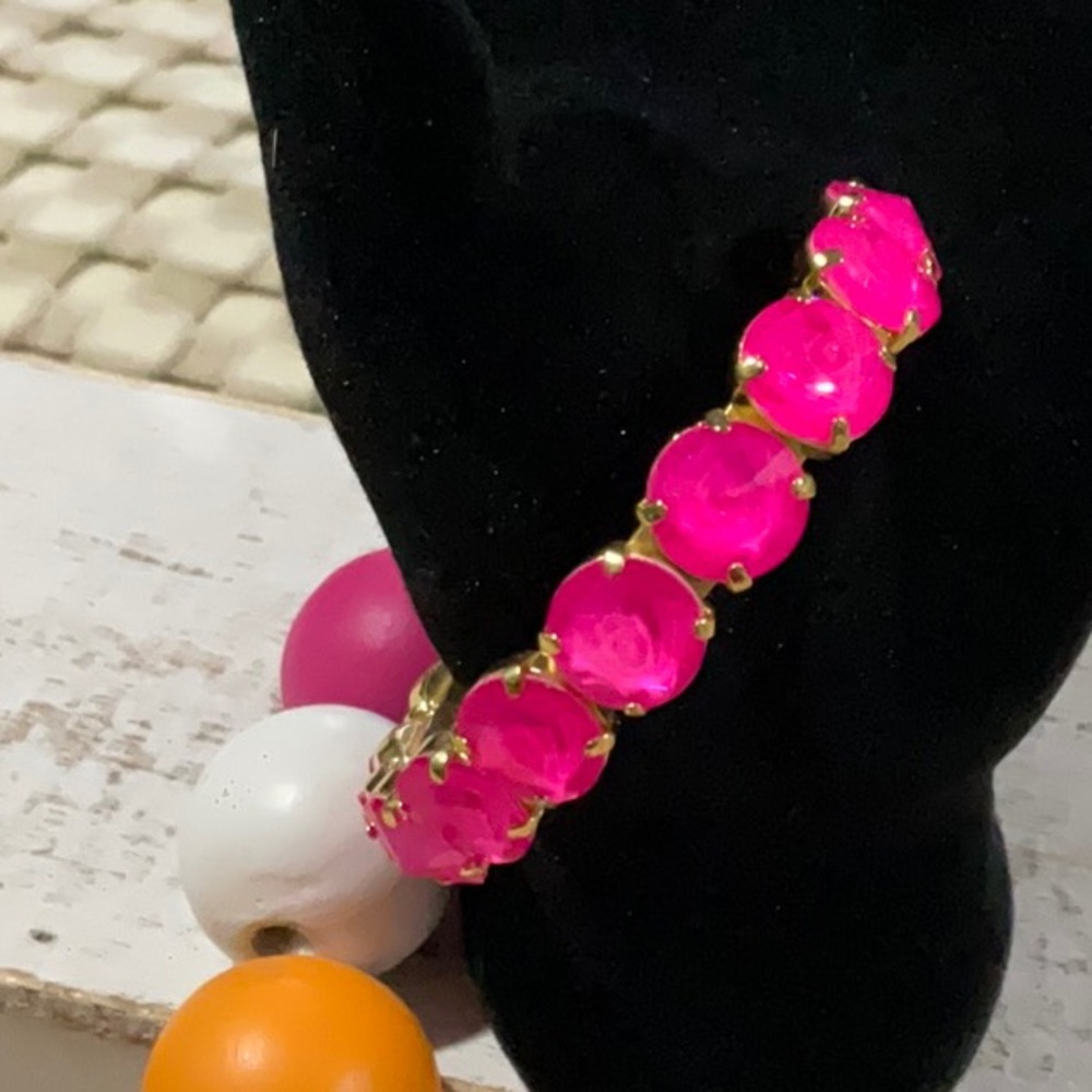 🌟 Sale! Sorrelli Electric Pink Crystal cuff- smaller stones- bundle and save!